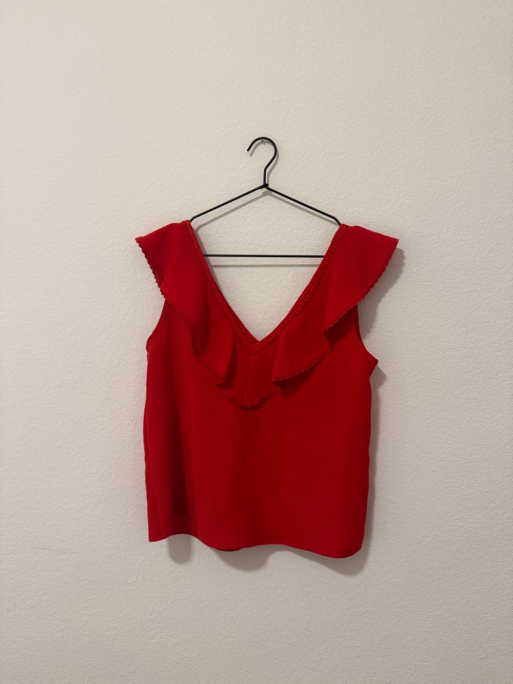 Sezane Red Ruffle V-Neck Sleeveless Tank